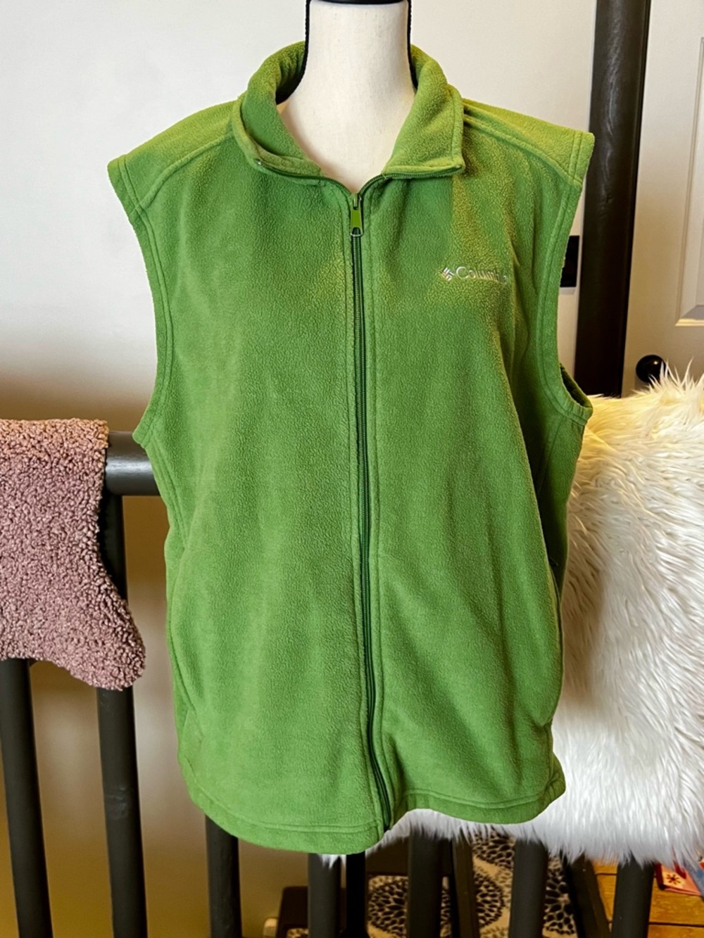 Columbia Mens XL Green Fleece Vest